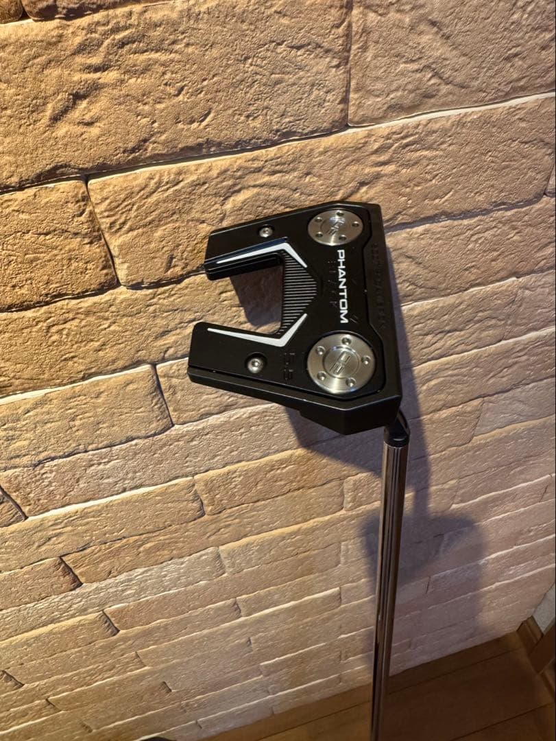 2025 スコッティキャメロン ファントムブラック5.5 ヘッドカバー付き