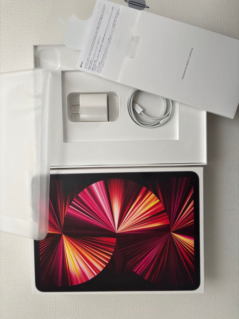 iPad Pro 11インチ 第3世代 128GB / ガラスフィルム、ケース付