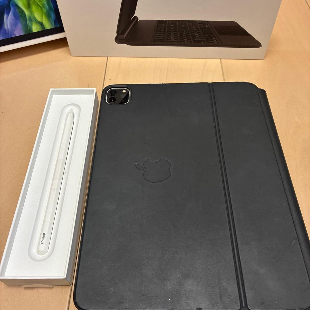 美品iPad Pro 11inch (第2)256 ペンシル マジックキーボード