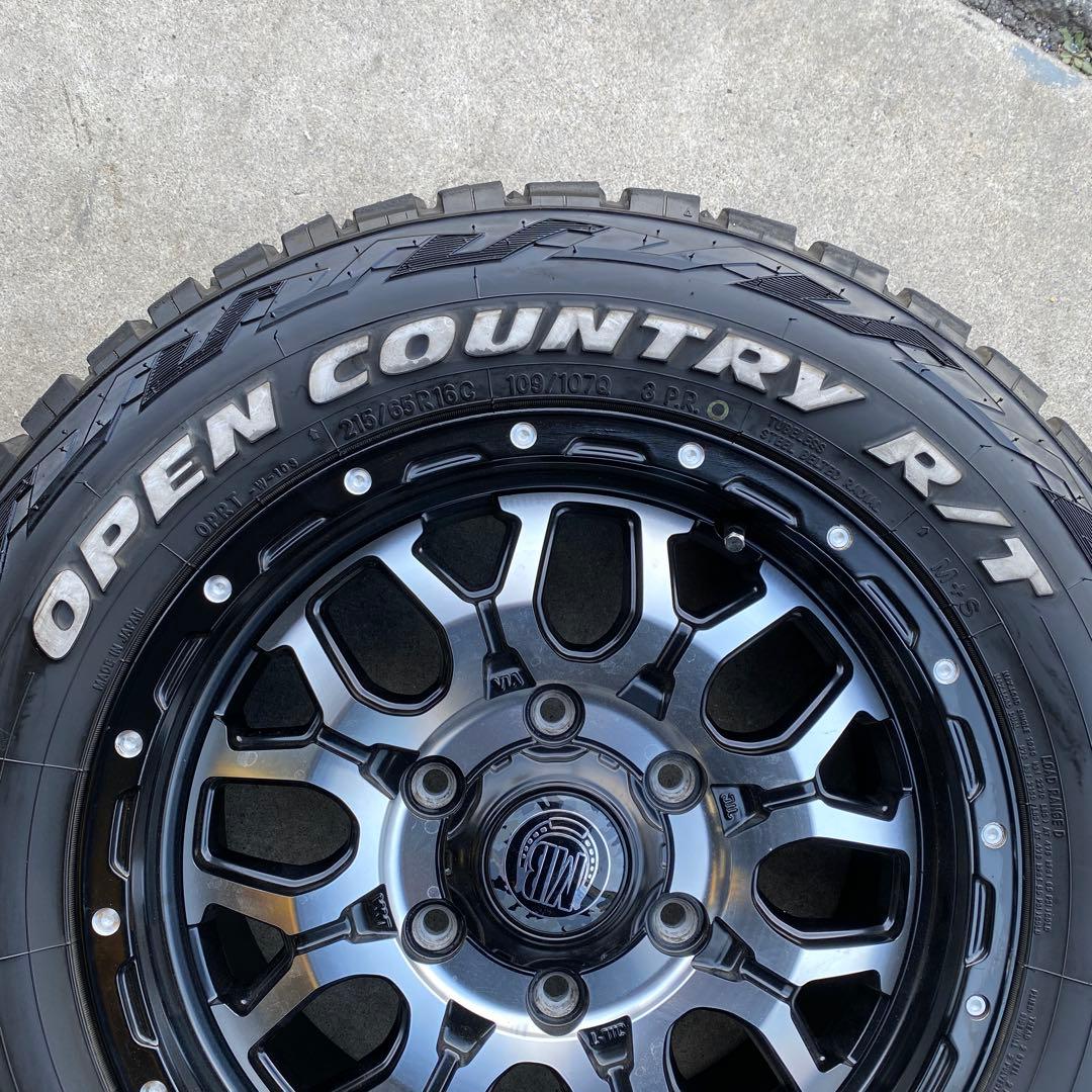 中古トーヨーオープンカントリーR/Tタイヤホイールセット　200系ハイエース