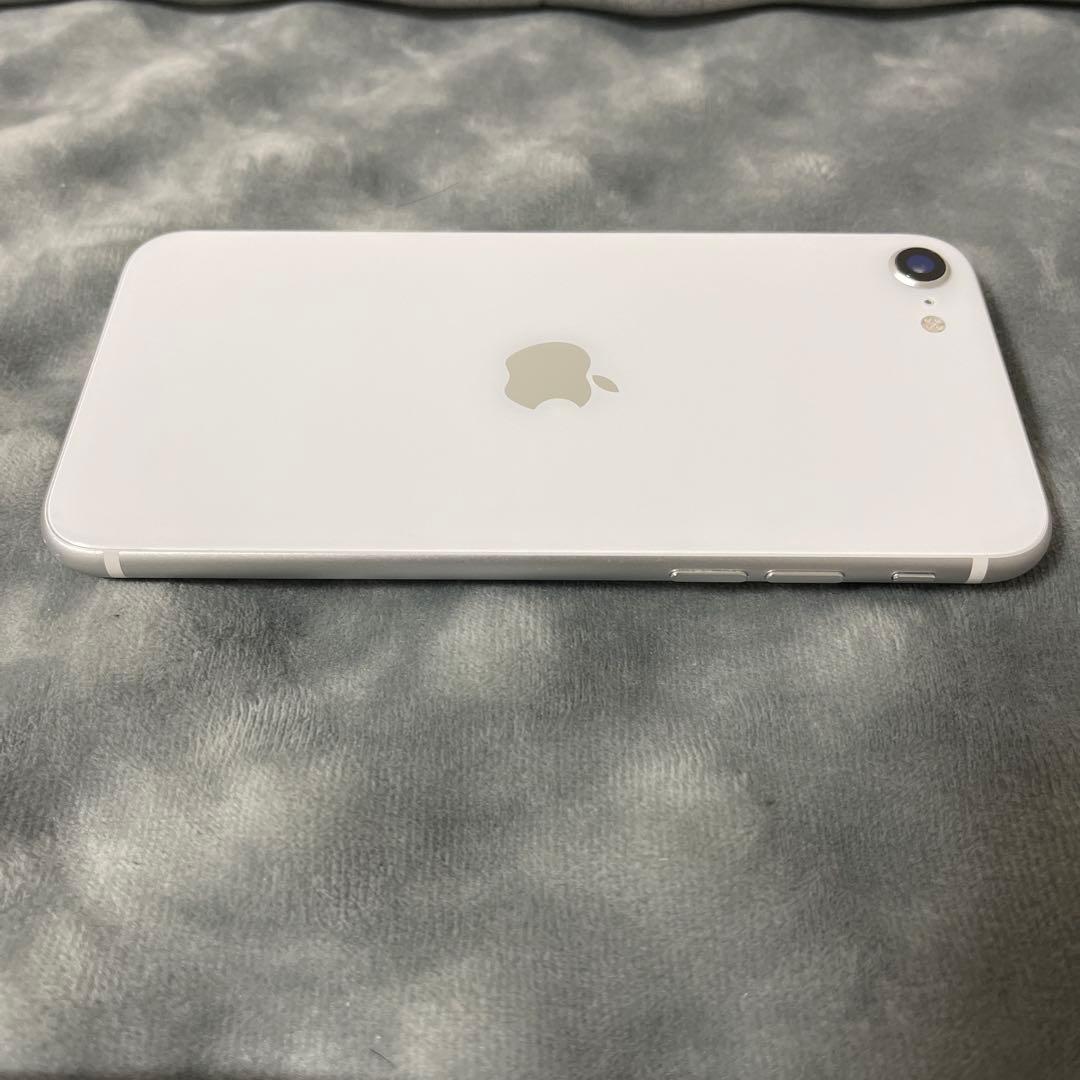 iPhoneSE (第2世代) ホワイト バッテリー最大容量80% SIMフリー
