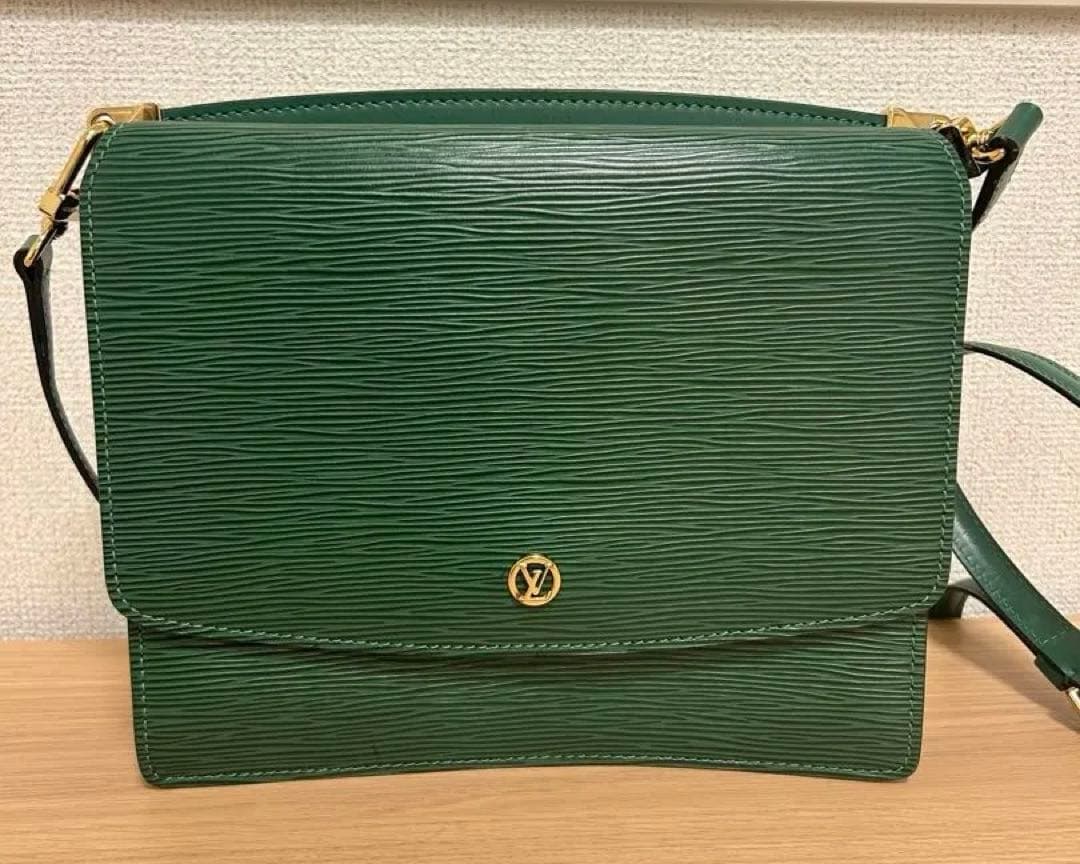 ひ*こ様 ルイヴィトン ショルダーバッグ エピ グルネル ヴィトン