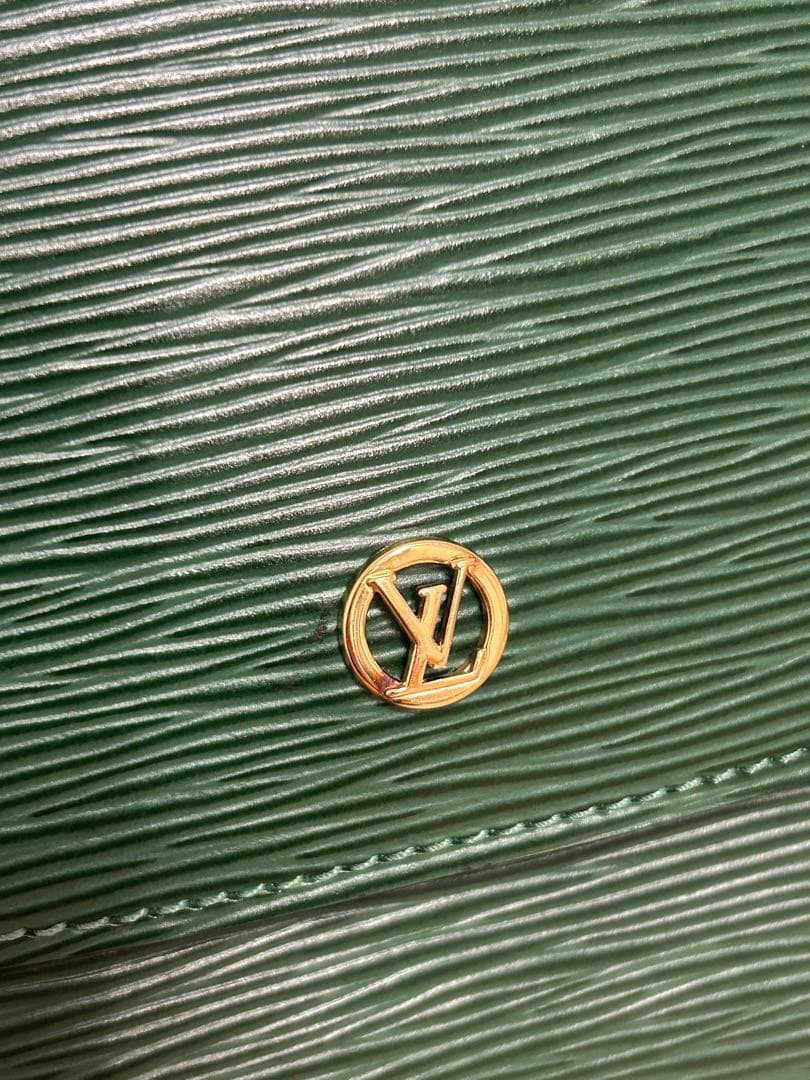 ひ*こ様 ルイヴィトン ショルダーバッグ エピ グルネル ヴィトン