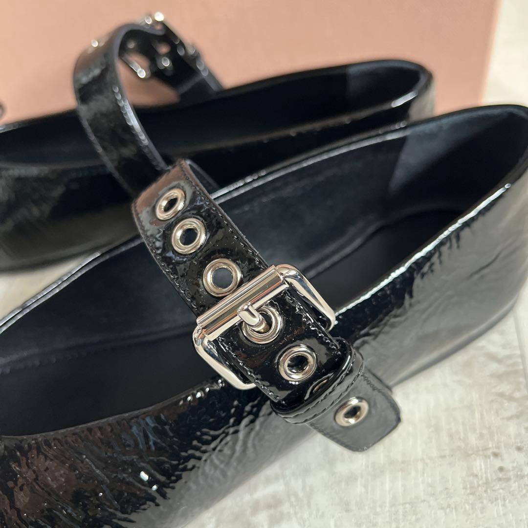 miumiu ミュウミュウブラック バレエシューズ