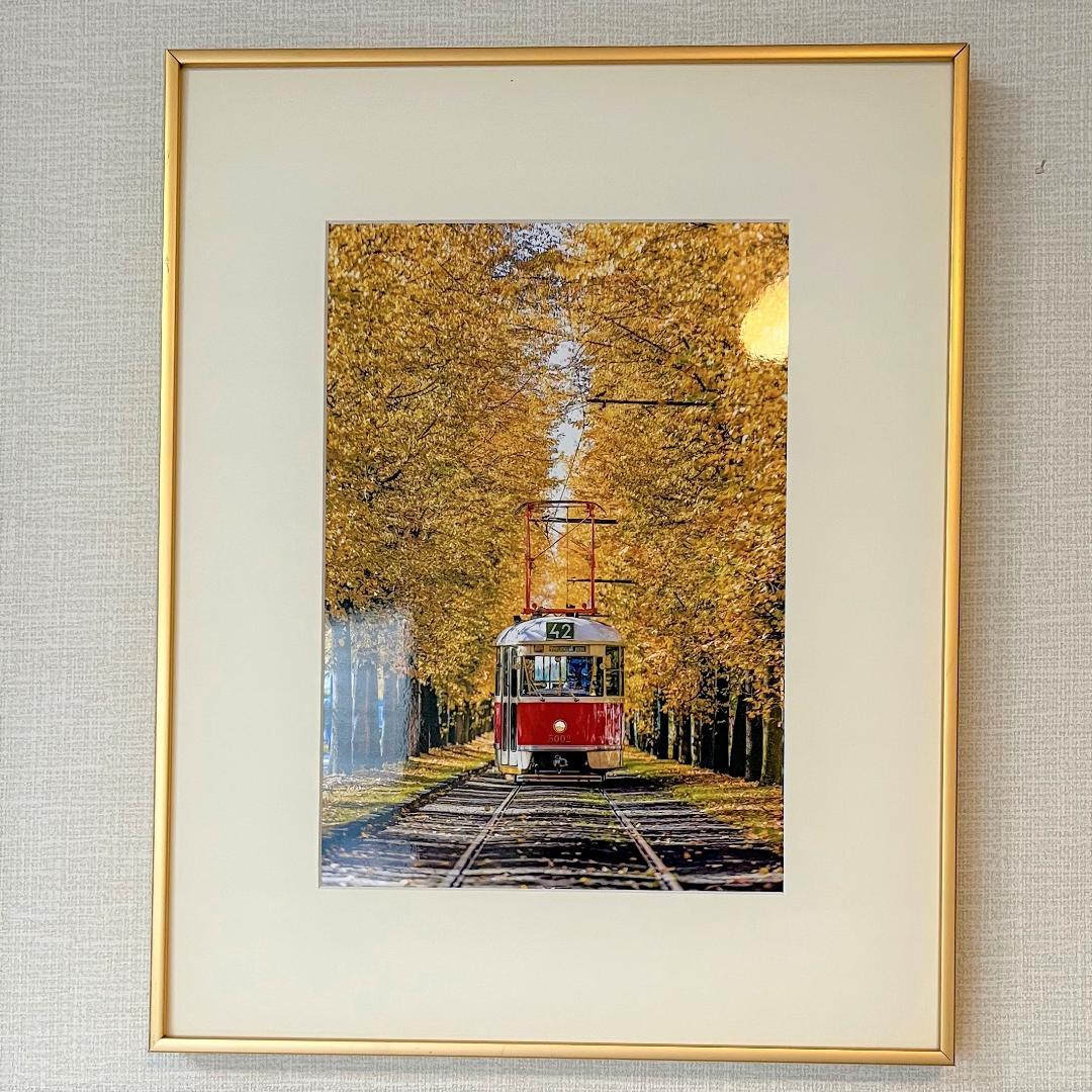 uc-77　路面電車の写真＆コニカ大きなフォトフレーム