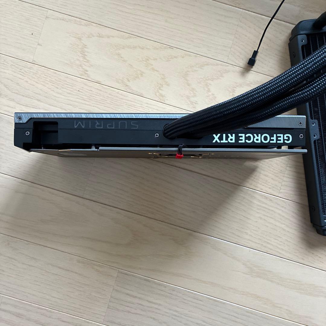 MSI RTX 4090 ヒートシンク　ファン　バックプレート　LED 水冷