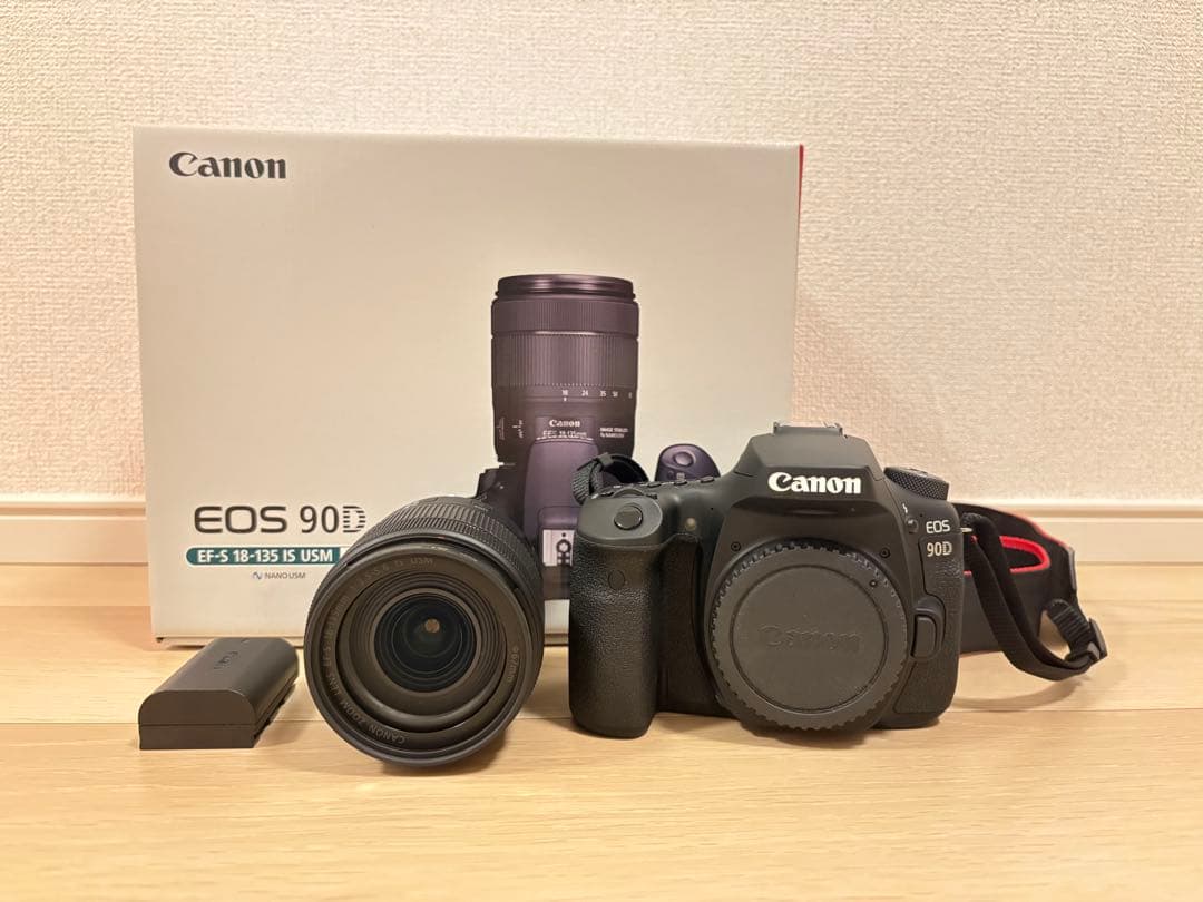 こめ【美品】Canon キヤノン　EOS 90D EF-S 18-135