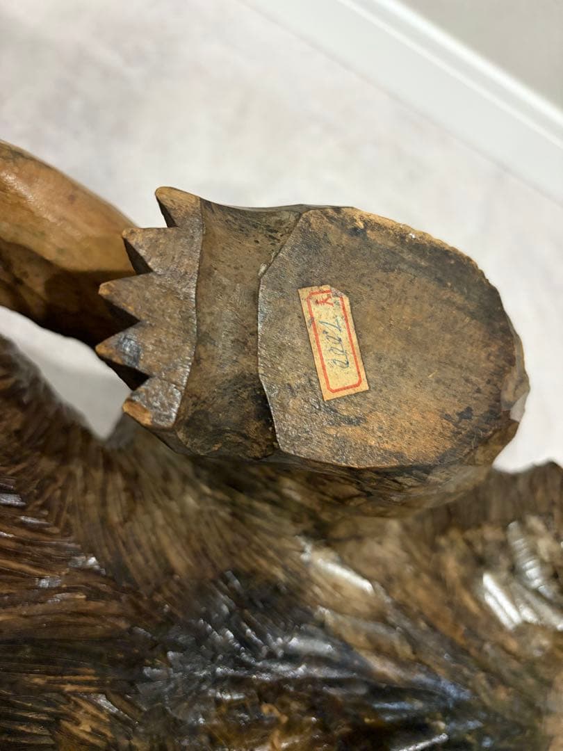 木製クマの彫刻　木彫り　熊　1967年もしくは1969年製　山峰作　昭和レトロ