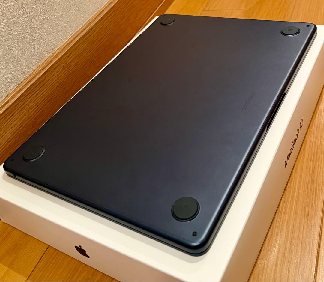 MacBook Air M2 13.6インチ ミッドナイト