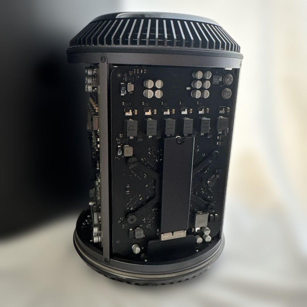 MacPro2013 / 4コア / 32GB / 500GB/ D300