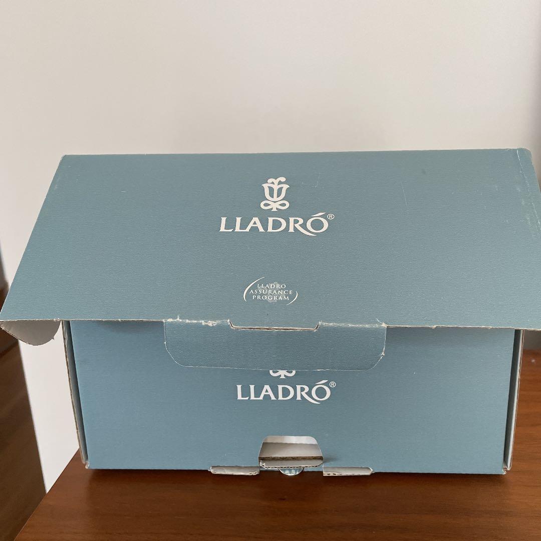 リアドロ　置物　蝶とお友達　6963