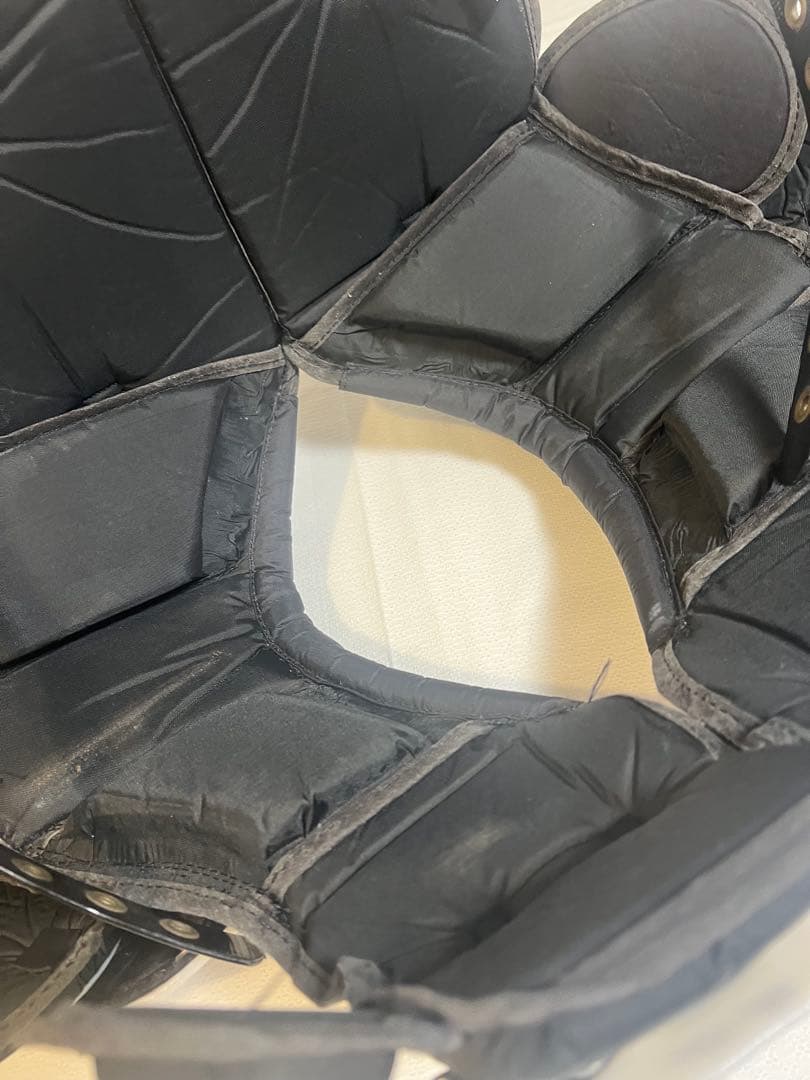 DOUGLAS製　25 XSショルダーパッド　サイズ16-17インチ