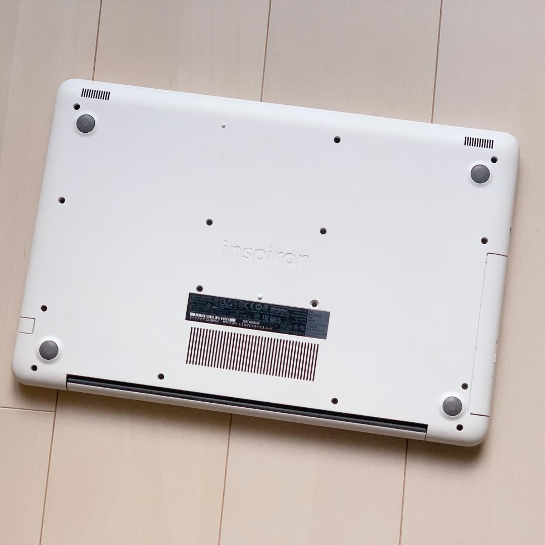 その他ノートPC本体 DELL Inspiron 15 5567
