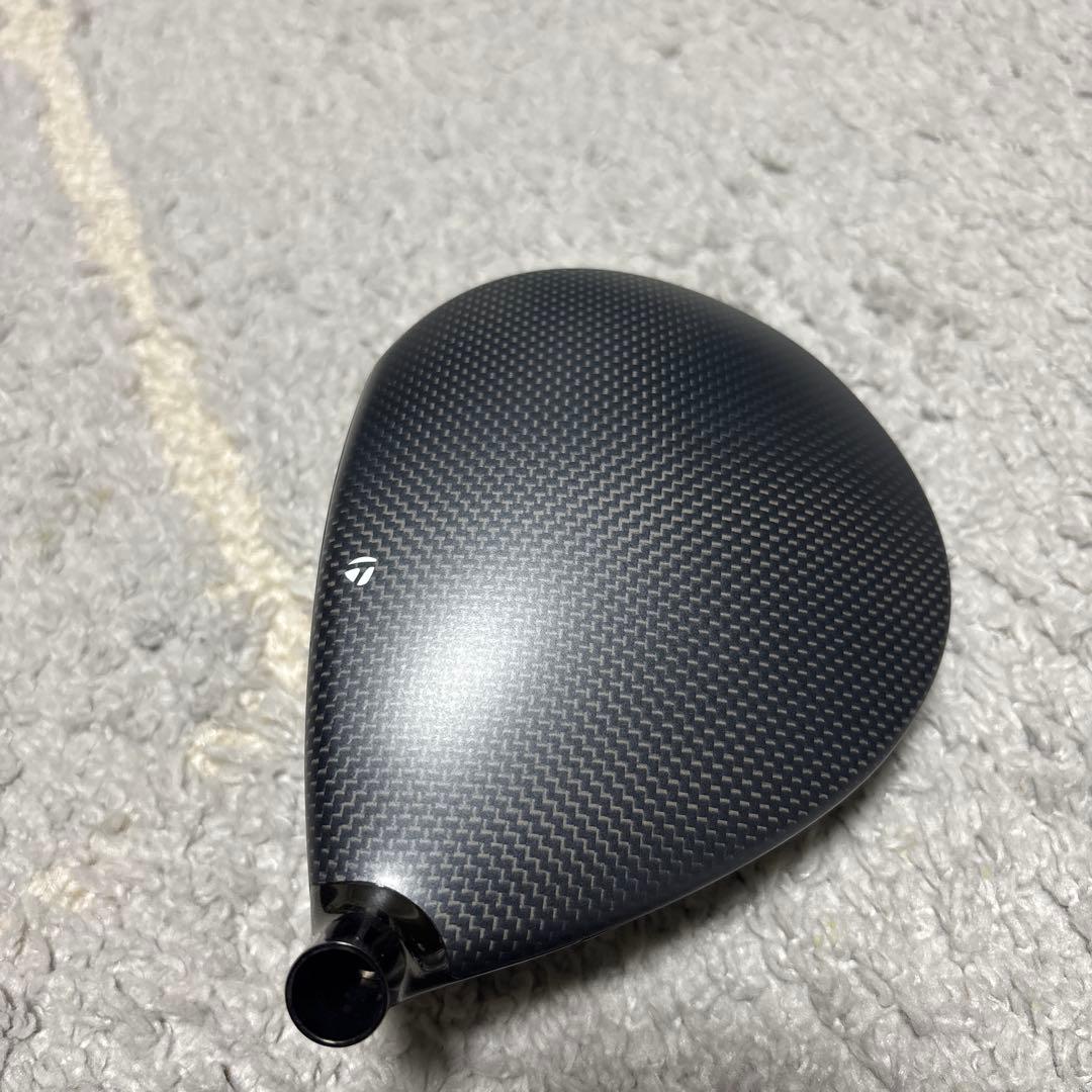 QI35LSドライバーヘッド。　　　　ヘッドカバー付