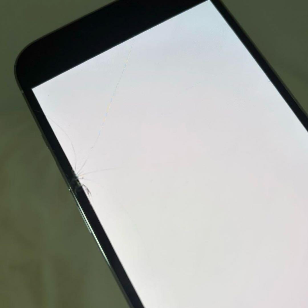 【訳あり】iPhone13 Pro 512GB シルバー /画面割れあり