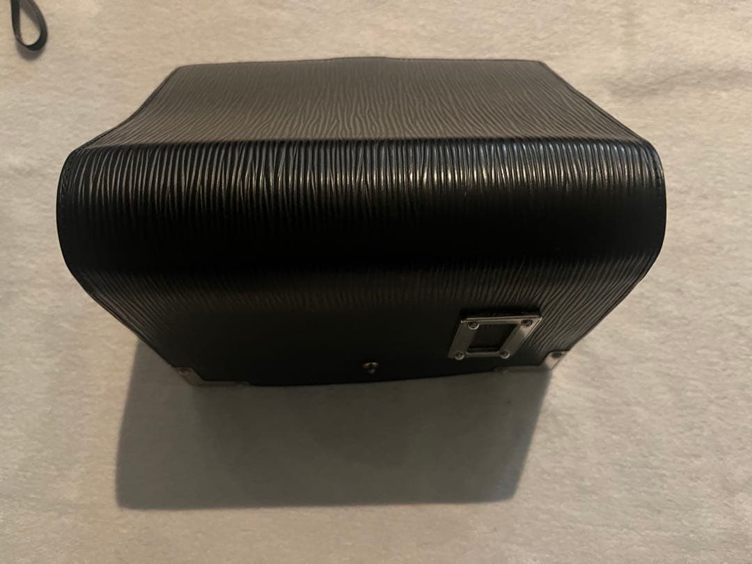 ルイヴィトンエピ黒い合成皮革 A5 た手帳リングバインダー