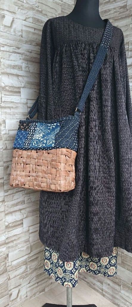 山葡萄下かごショルダー//斜め掛けbag