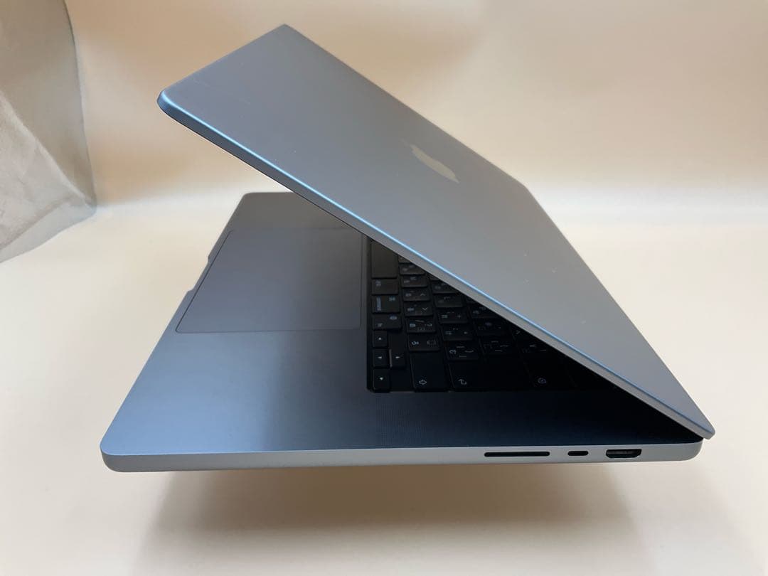 【美品】 Macbook Pro 2021 16 M1Pro 32GB/1TB