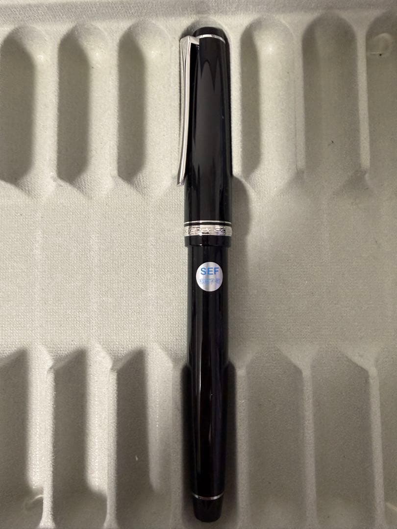 PILOT エラボー 樹脂 万年筆 SEF 極細字・軟 ※調整済