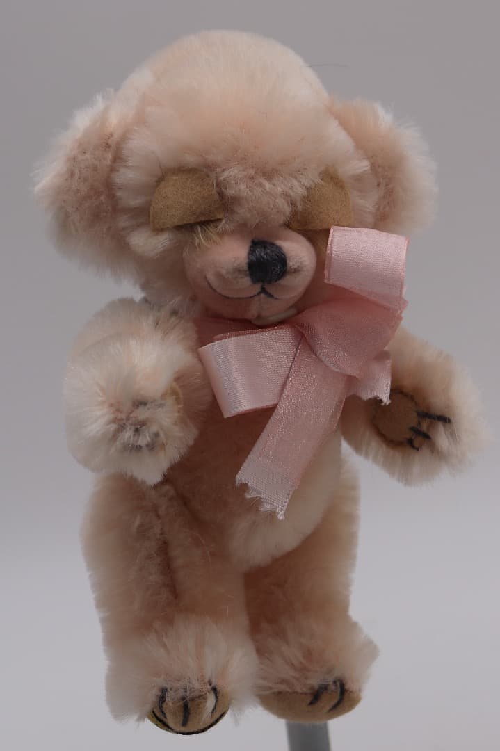 チーキー・ドリームランド 15cm MERRYTHOUGHT 小さなバッグ付き