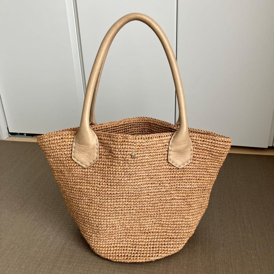 ヘレンカミンスキー　バック