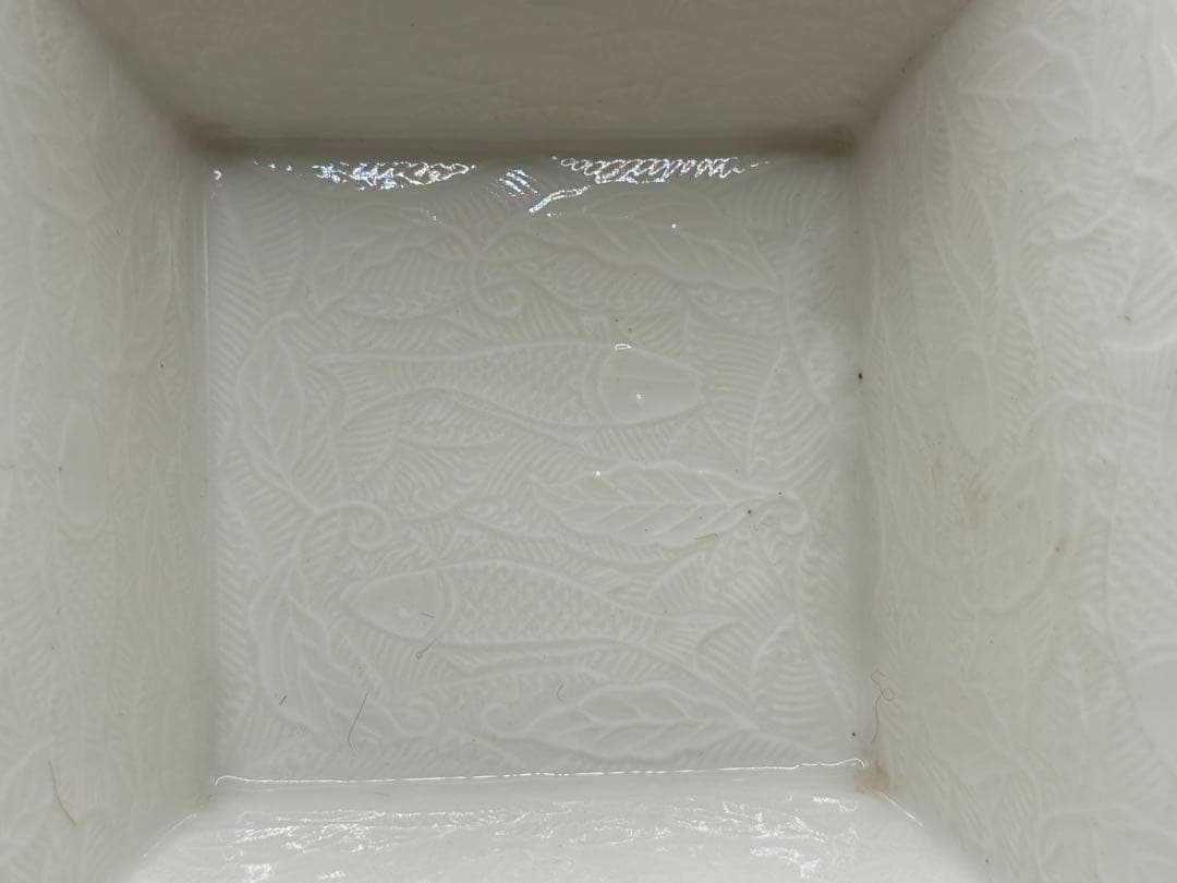 時代　白磁　魚紋角鉢　送料込み260120