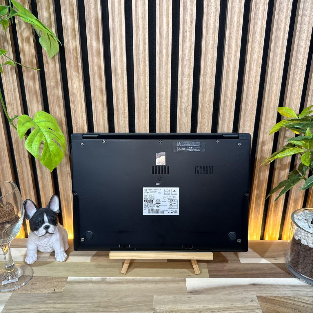 2023年モデル‼️LIFEBOOK U9313☘第13世代☘軽量ノートパソコン