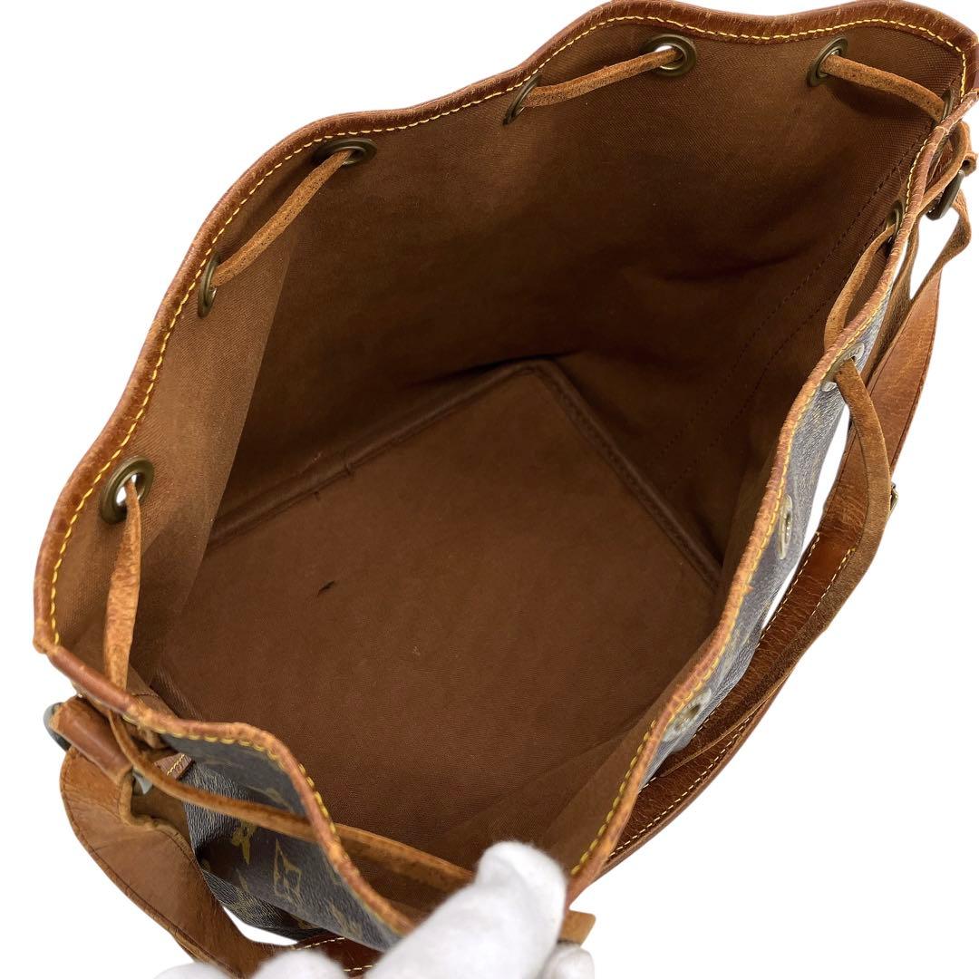 【LOUIS VUITTON】プチノエ　モノグラム　セミショルダーバッグ　巾着型