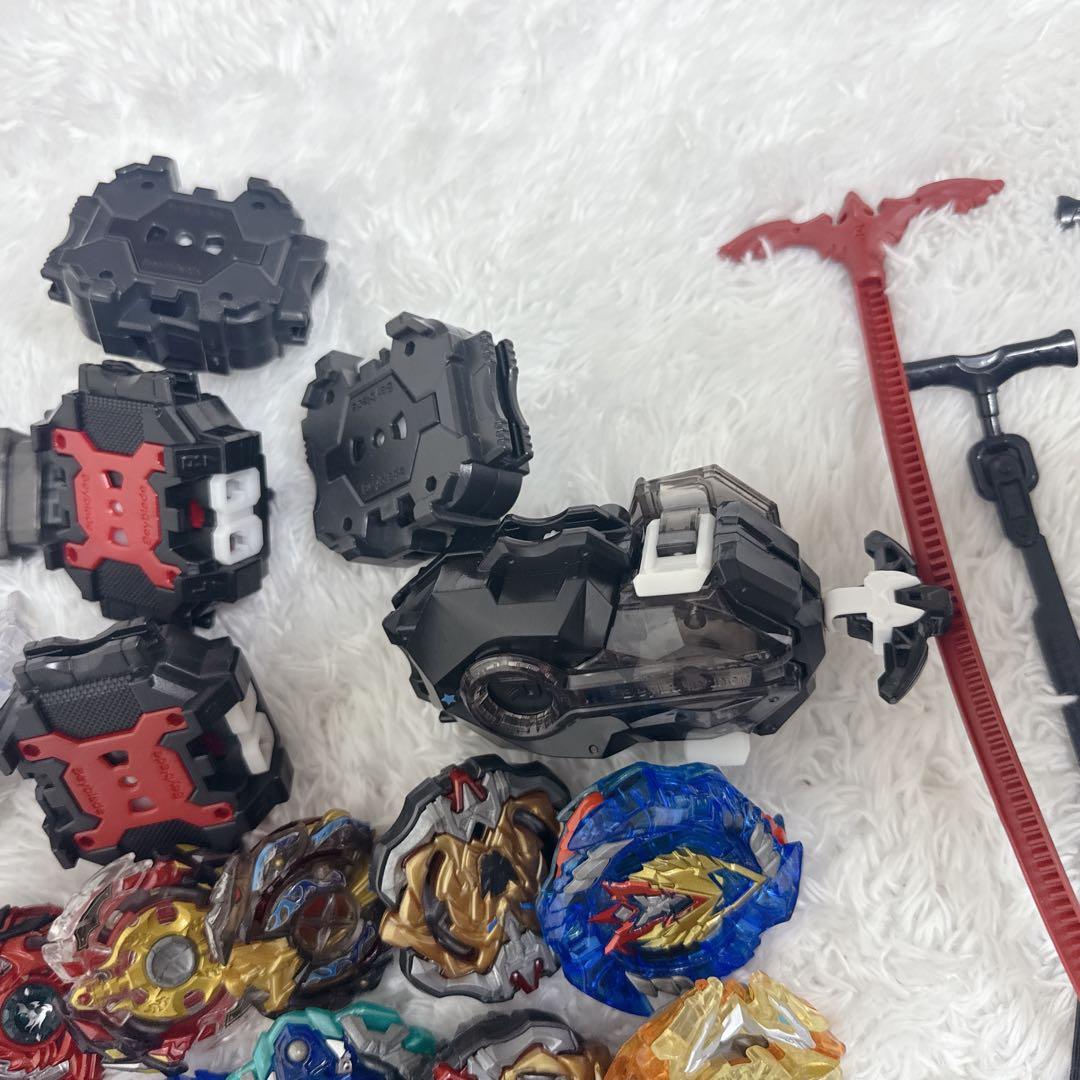 ベイブレードバースト 計135点 引退品 まとめ DB DU 付属パーツ有