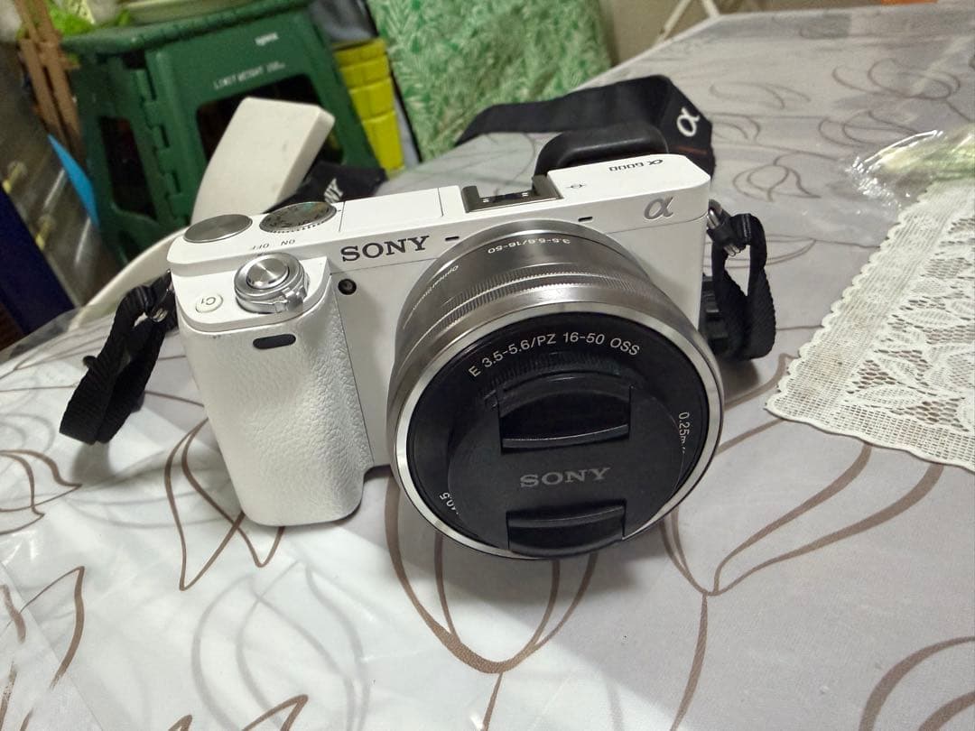 SONY a 6000 白！ レンズや、その他諸々付属品