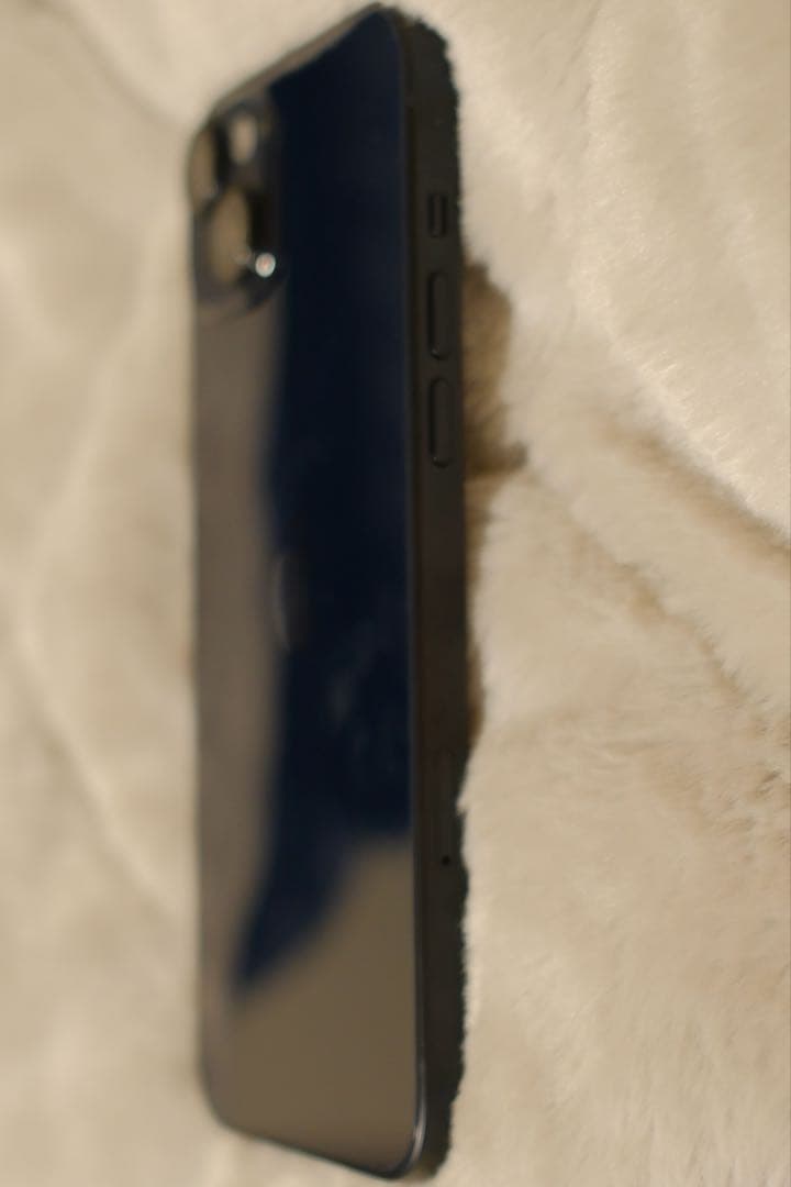 Apple iPhone 14 Plus ミッドナイト 本体