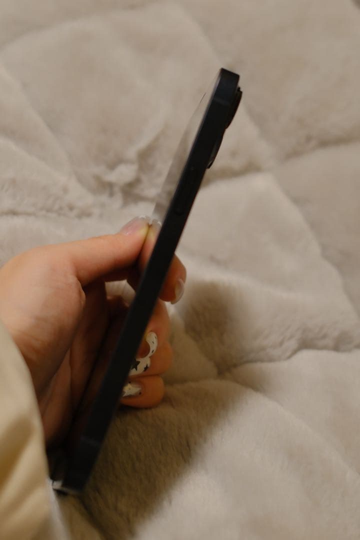 Apple iPhone 14 Plus ミッドナイト 本体