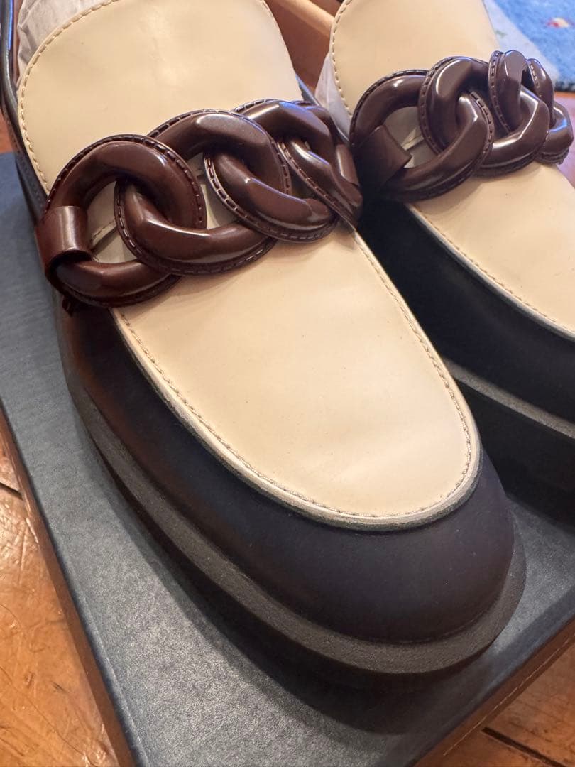 超美品　コールハーン　レザー ローファー サイズ8