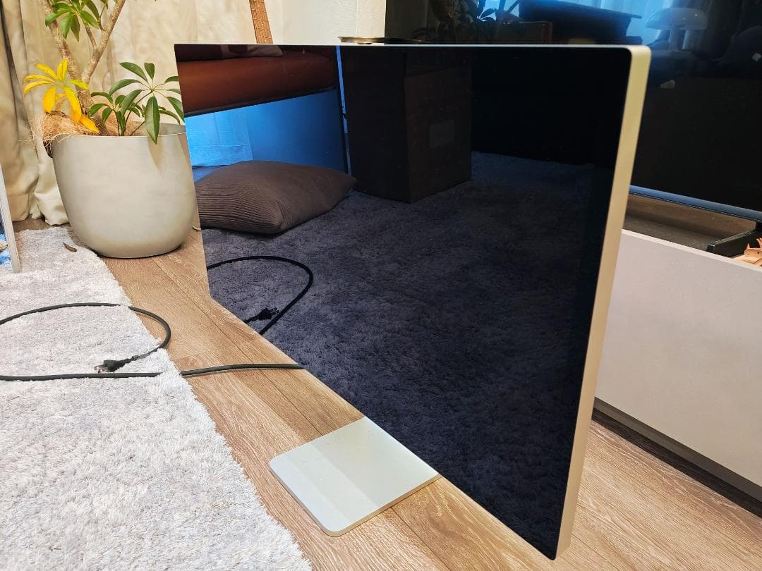 AppleStudioDisplay 標準ガラス 傾きと高さを調整できるスタンド