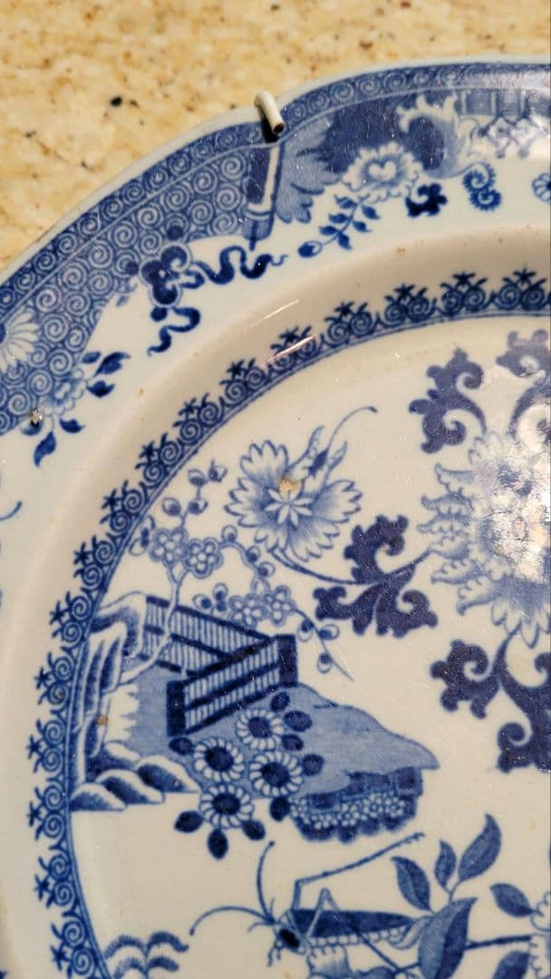 スポードのウィローパターン皿