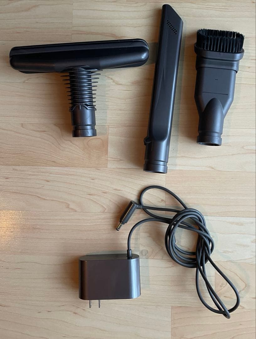 ダイソン　クリーナー　ハンディ　コードレス　V6 trigger+