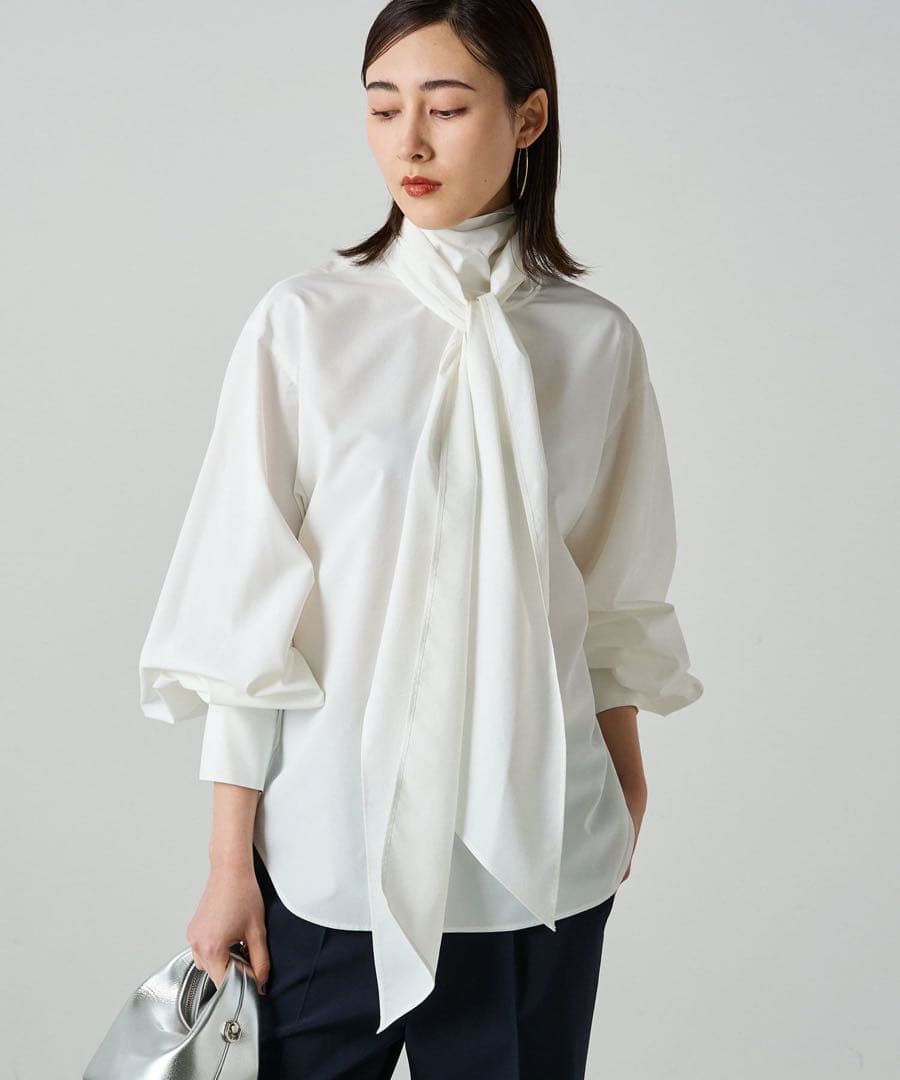 【Atelier N°5/アトリエヌメロサンク】タイプライターボウタイブラウス