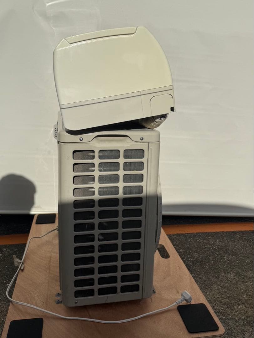 大阪府限定　日立　エアコン　RAS-A22E 6畳用　取付込み　2016年製