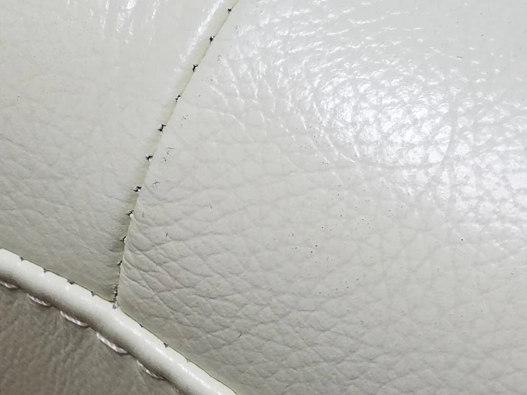 ①IDC 大塚家具 本革 オットマン L/Sコンフォート ホワイト レザー 中古