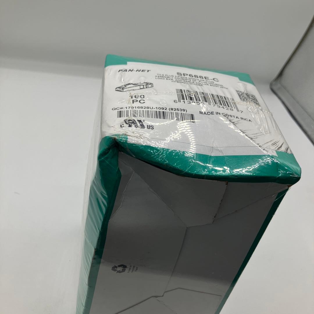 新品未開封 Panduit SP688E-C TX-6 PLUG 100個入り