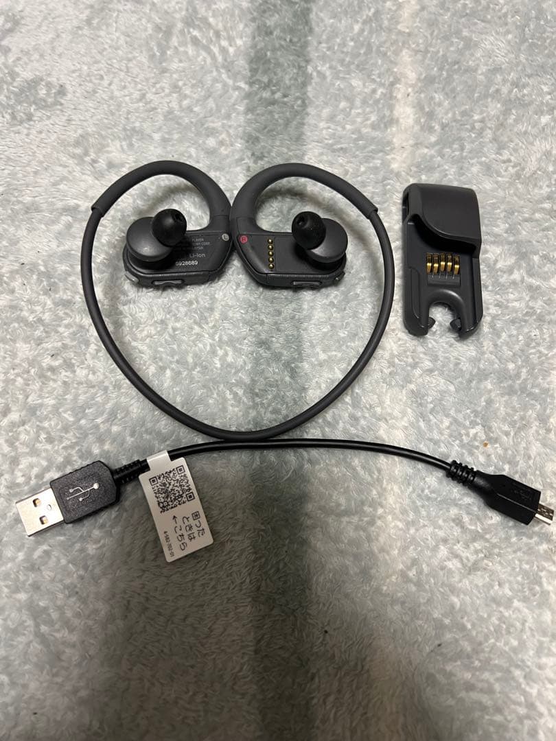 【美品】SONY ウォークマン NW-WS413 防水スポーツモデル