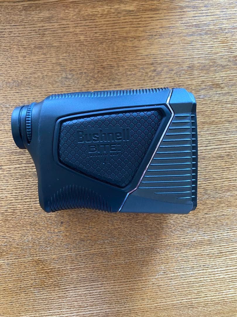 Bushnell ピンシーカーPro XE ゴルフ用距離計　専用ホルダー付き