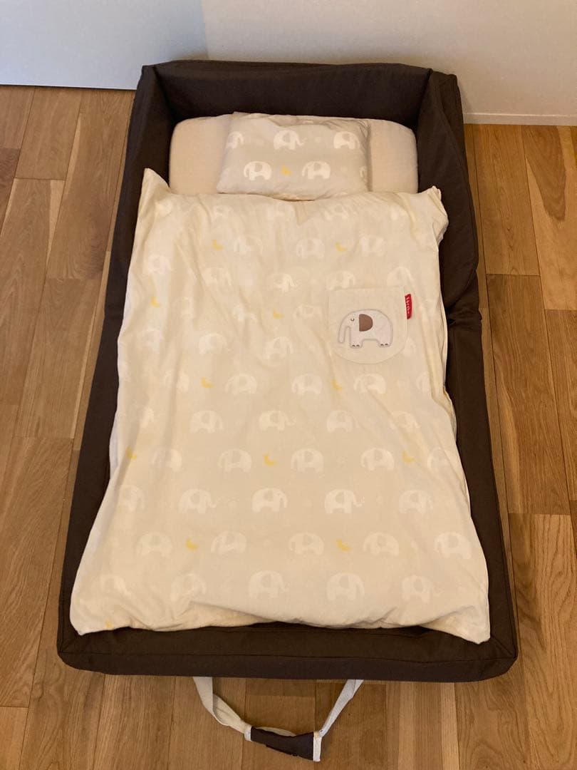 farska コンパクトベッド ラージサイズ　ブラウン