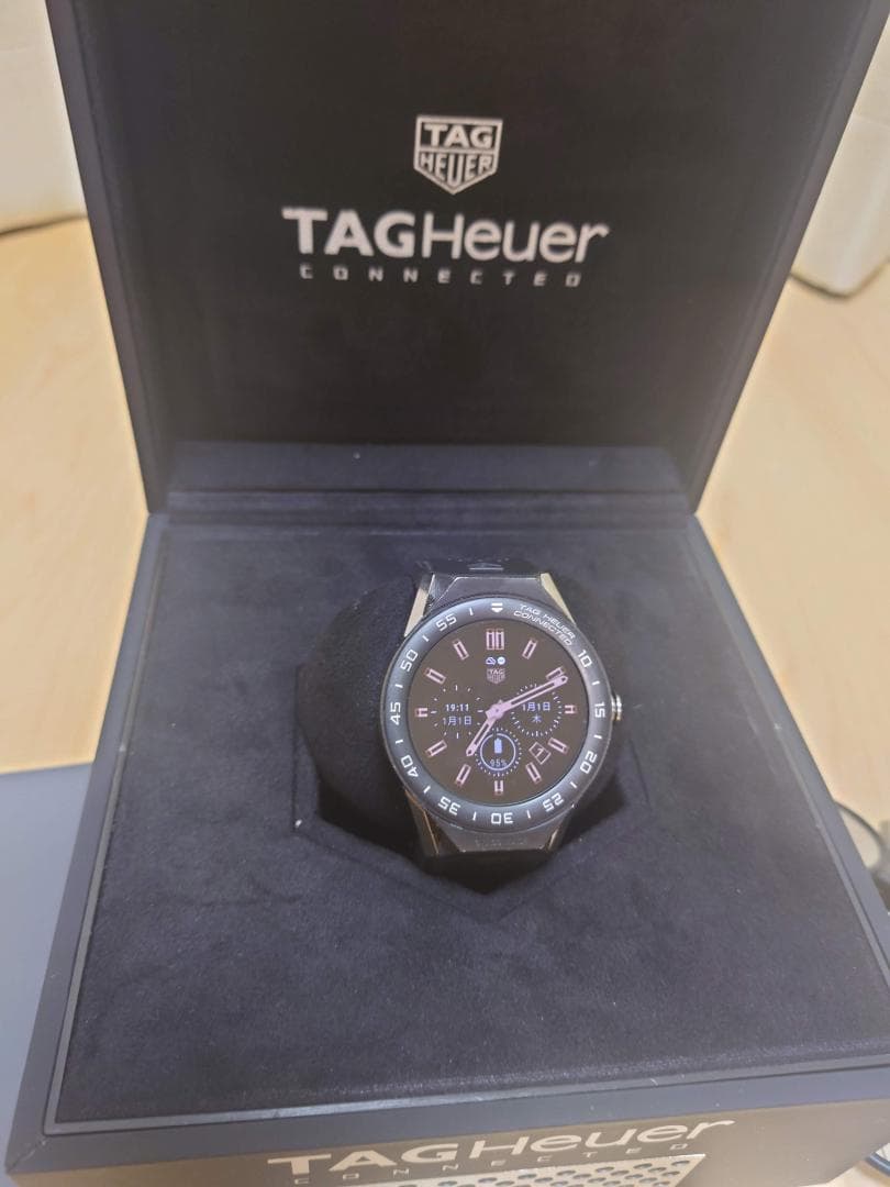 TAG HEUER Connected スマートウォッチ