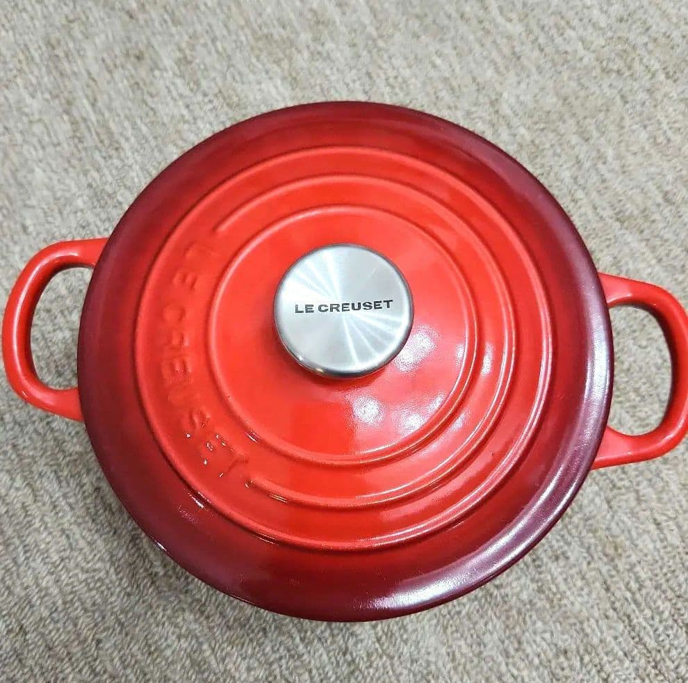 【新品未使用】ル・クルーゼ　ココット・ロンド　チェリーレッド　 16cm