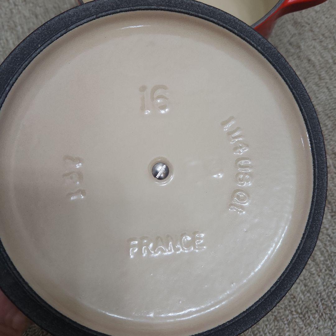 【新品未使用】ル・クルーゼ　ココット・ロンド　チェリーレッド　 16cm