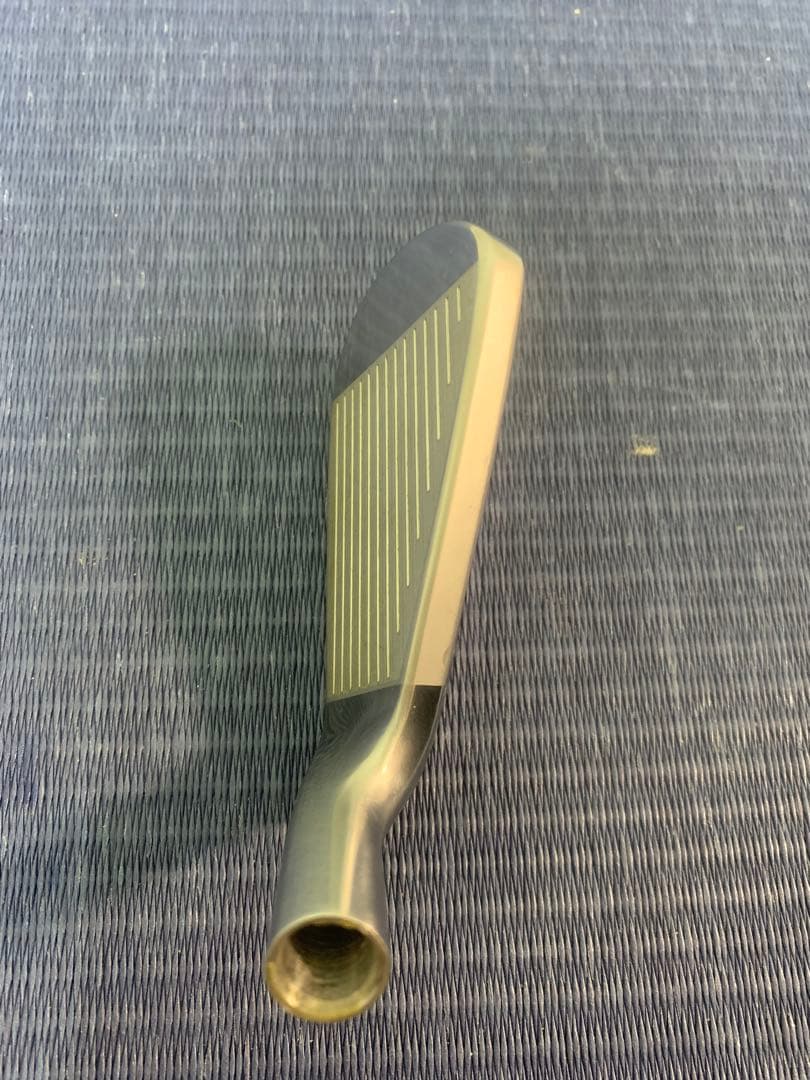 スリクソン　ZU85 26°ヘッドのみ