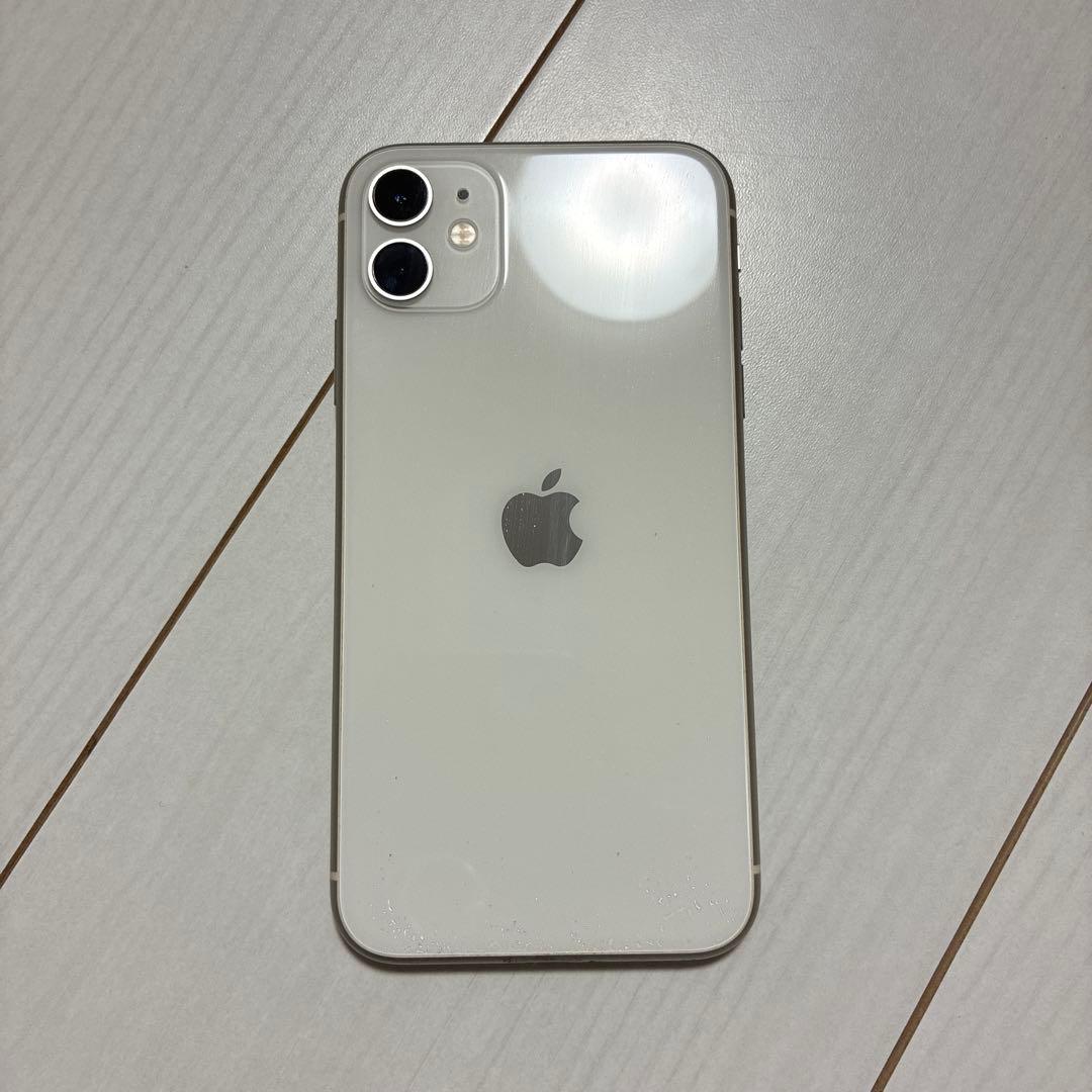 iPhone11 ホワイト