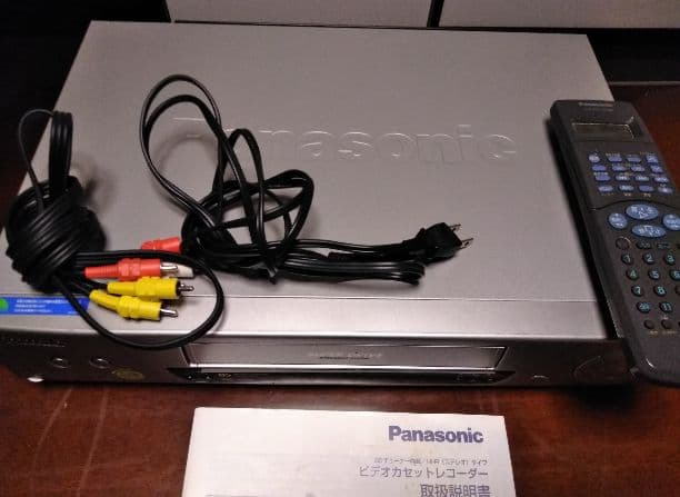 VHS ビデオカセットレコーダー(パナソニック)最終値引き