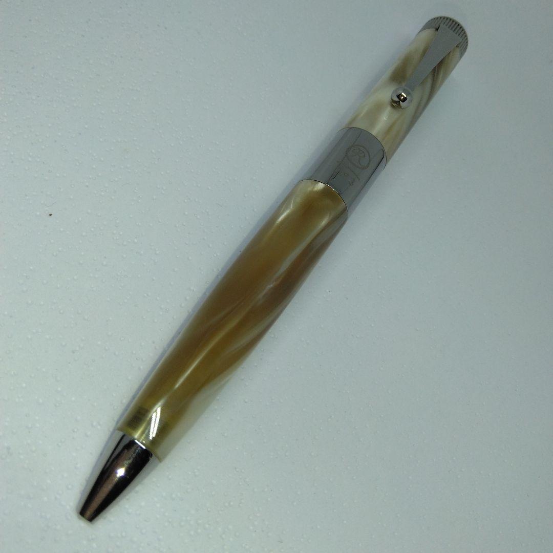 ROMEO No.3　イタリアンベージュ　太軸　 R154 ボールペン 本体